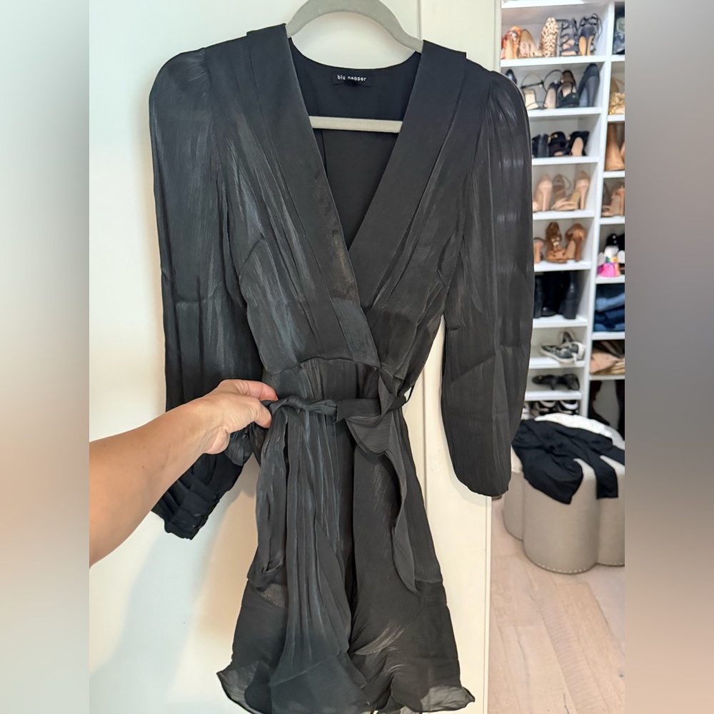 Blu Pepper Elegant Black Garment